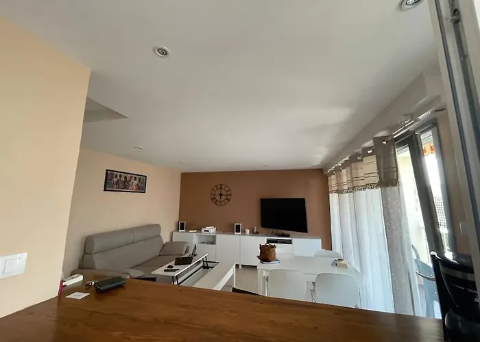 Apartman Cosy A 100m De La Plage, Clim, Wifi, Piscine Le Lavandou